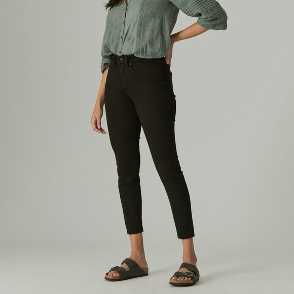 lucky brand high rise skinny Bridgette black jeans super cute button fly pants - Picture 2 of 16